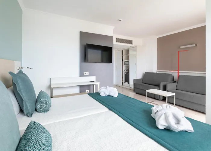 فندق Alexandre La Siesta 4*