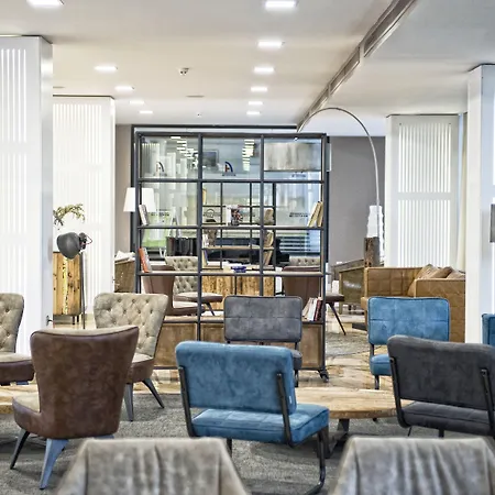 Alexandre La Siesta מלון 4*