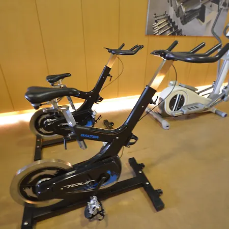 Alexandre La Siesta פלאייה דה לאס אמריקס