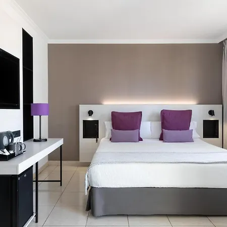 Alexandre La Siesta Hotel