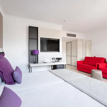 Alexandre La Siesta Hotel 4*